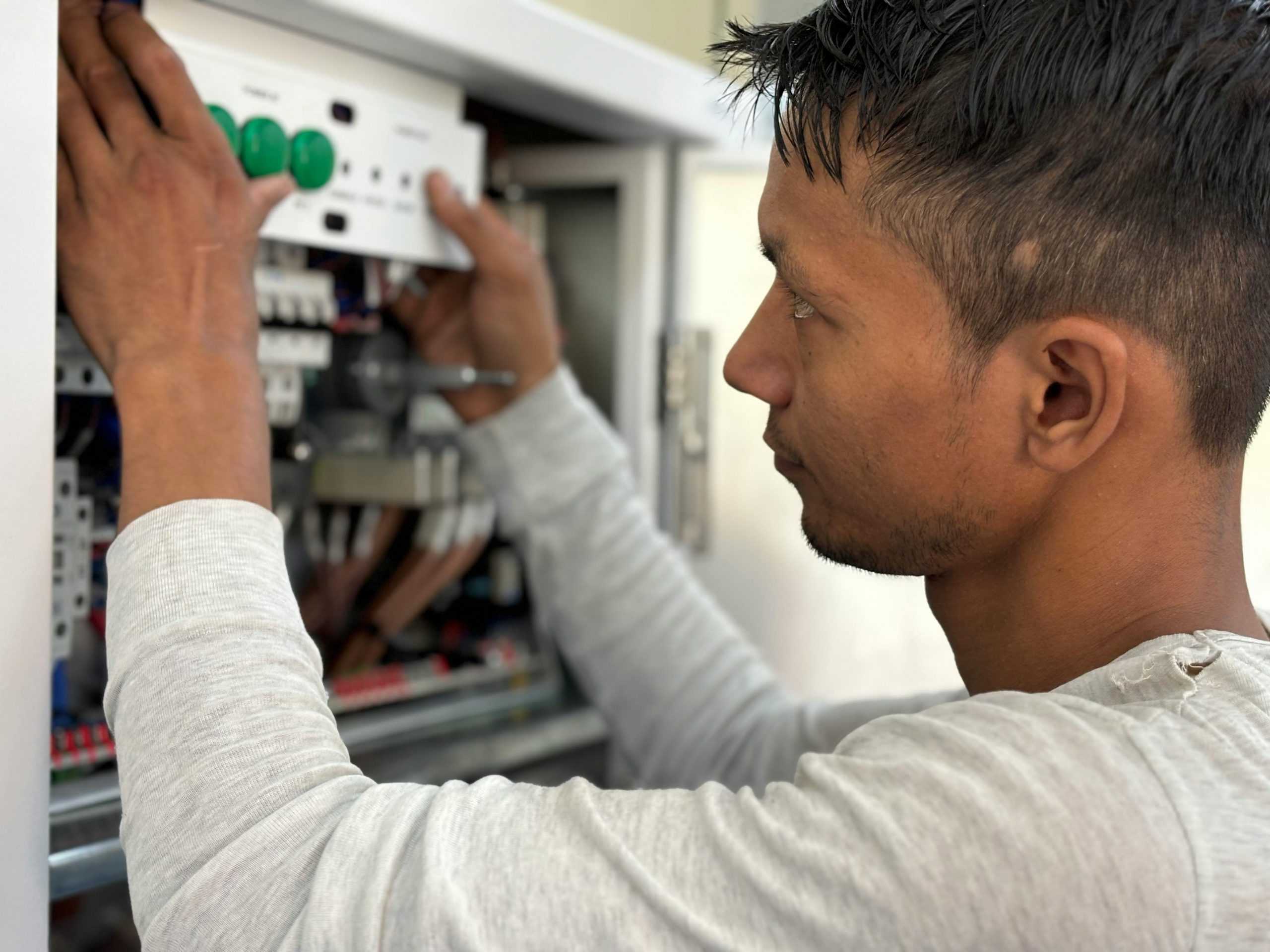 Travaux-electricite-IDF-renovemoa