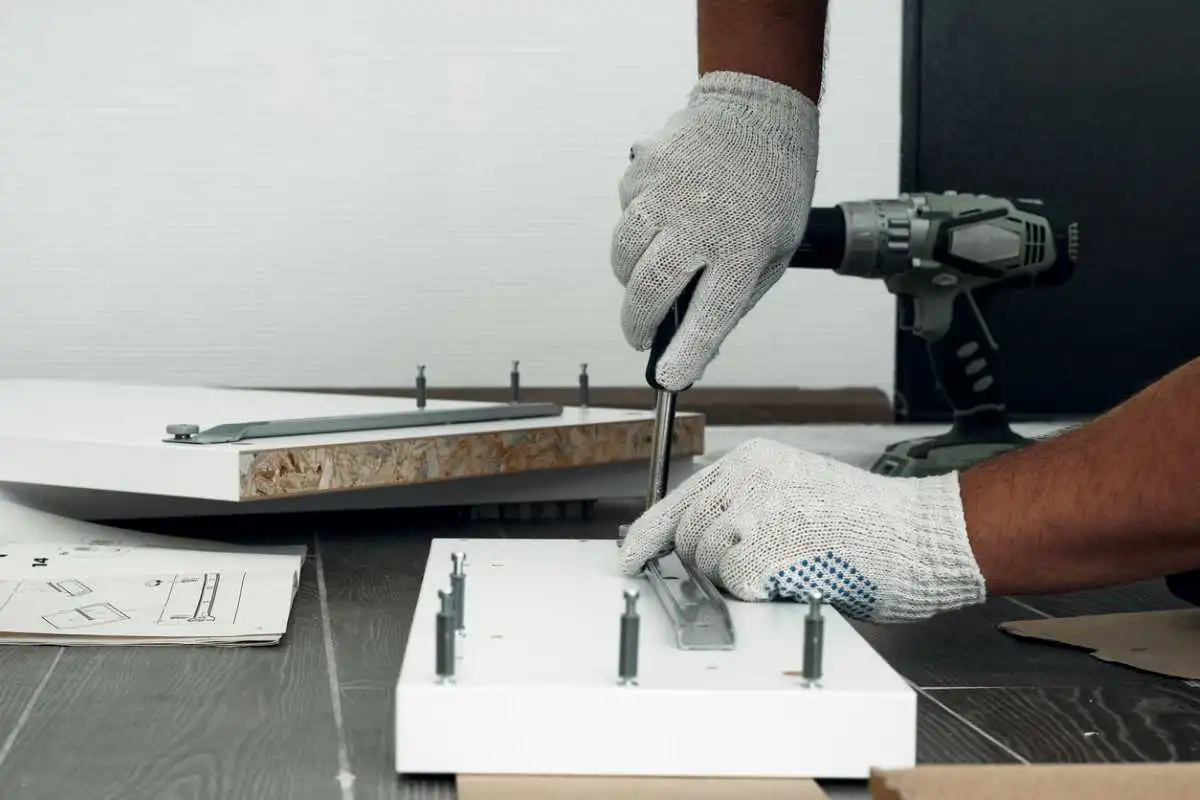 Montage-de-meubles-a domicile-Paris-Rénovémoa